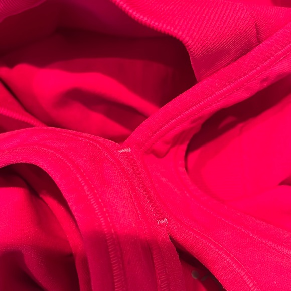 *RED* NWOT, Nux, Brasilia Tank Top, built-in shelf bra, textured sides - Picture 12 of 12